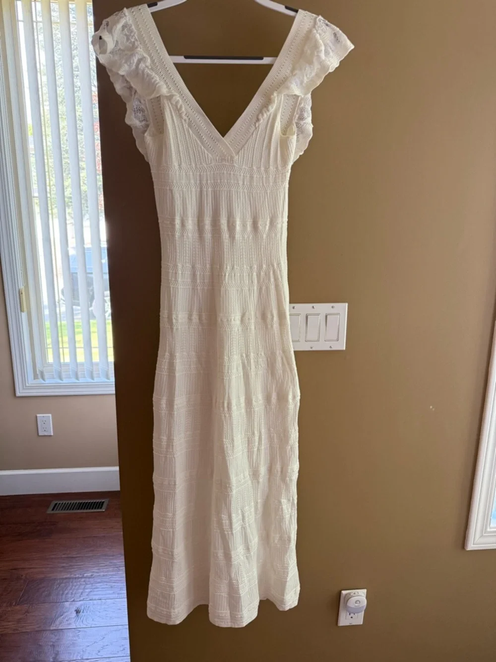 For @alegomez_ Sezane Thursday closet clean out sale - Picture 15 of 17